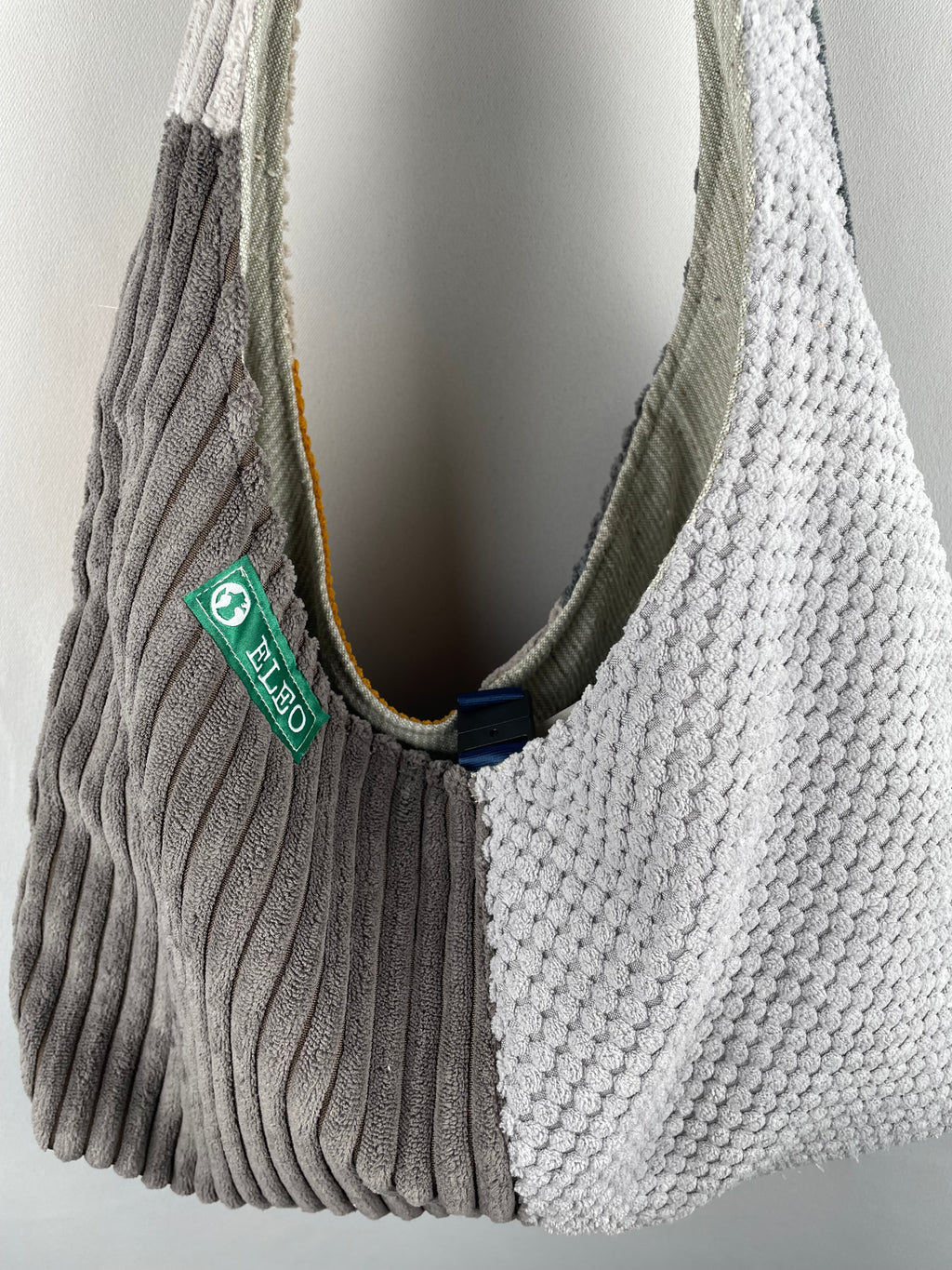 Upcycling Tasche aus Kordstoff - One Handle Unikat