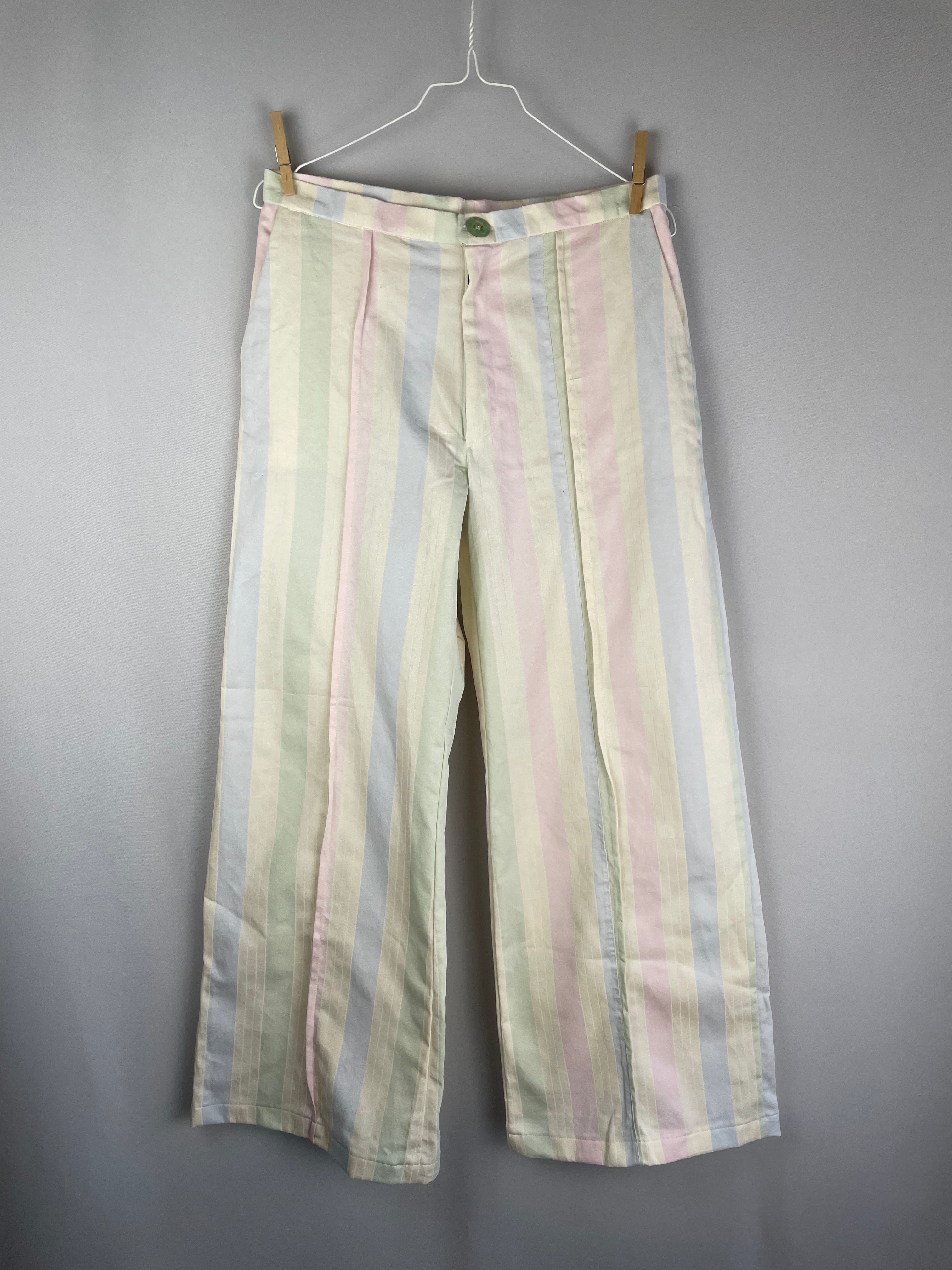 Upcycling Hose aus Kinderbettbezug - Pastell Unikat mit Paspelnähten