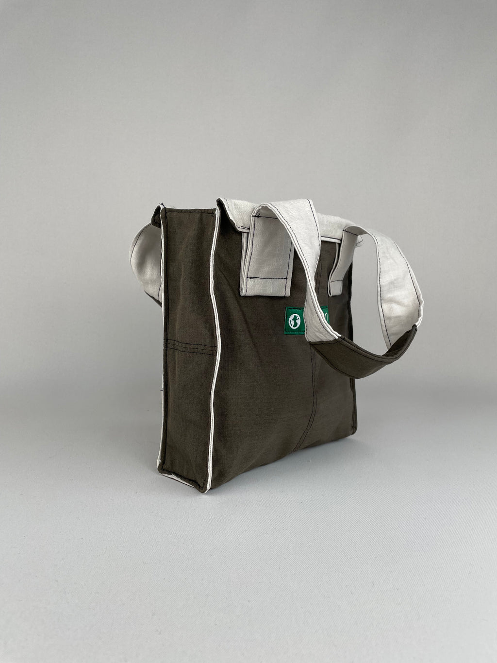Kim Possible - Kompakte Upcycling Tasche