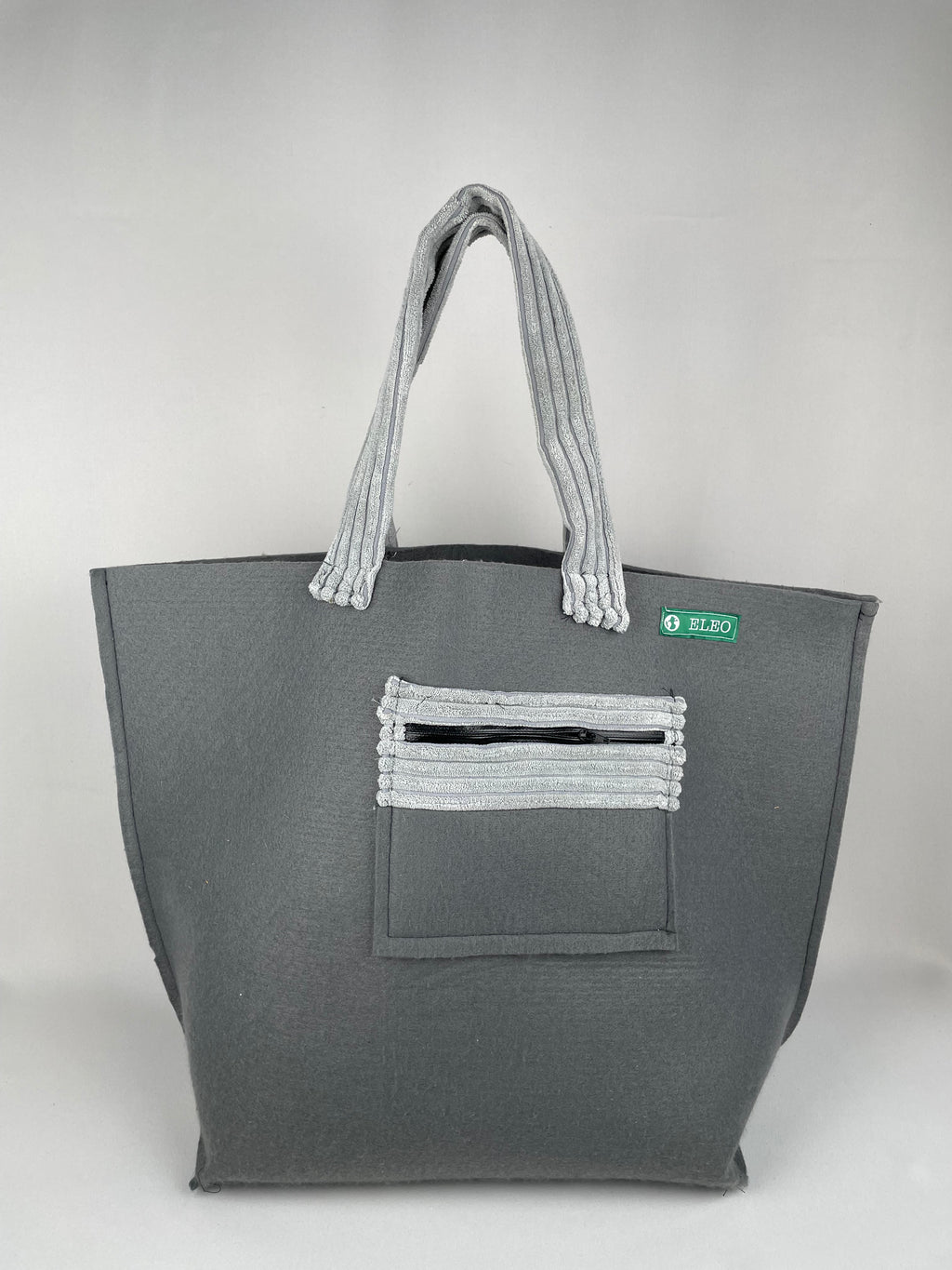Große graue Filztasche